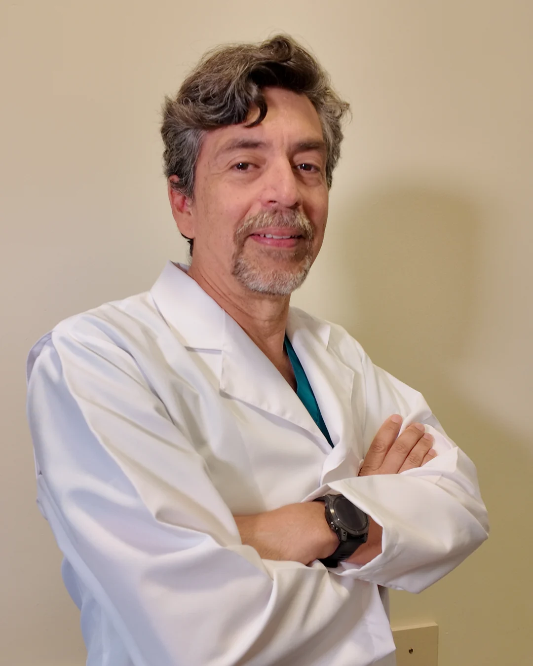 Retrato de Dr. Jaime Vásquez Marín, oftalmólogo del Instituto de la Visión