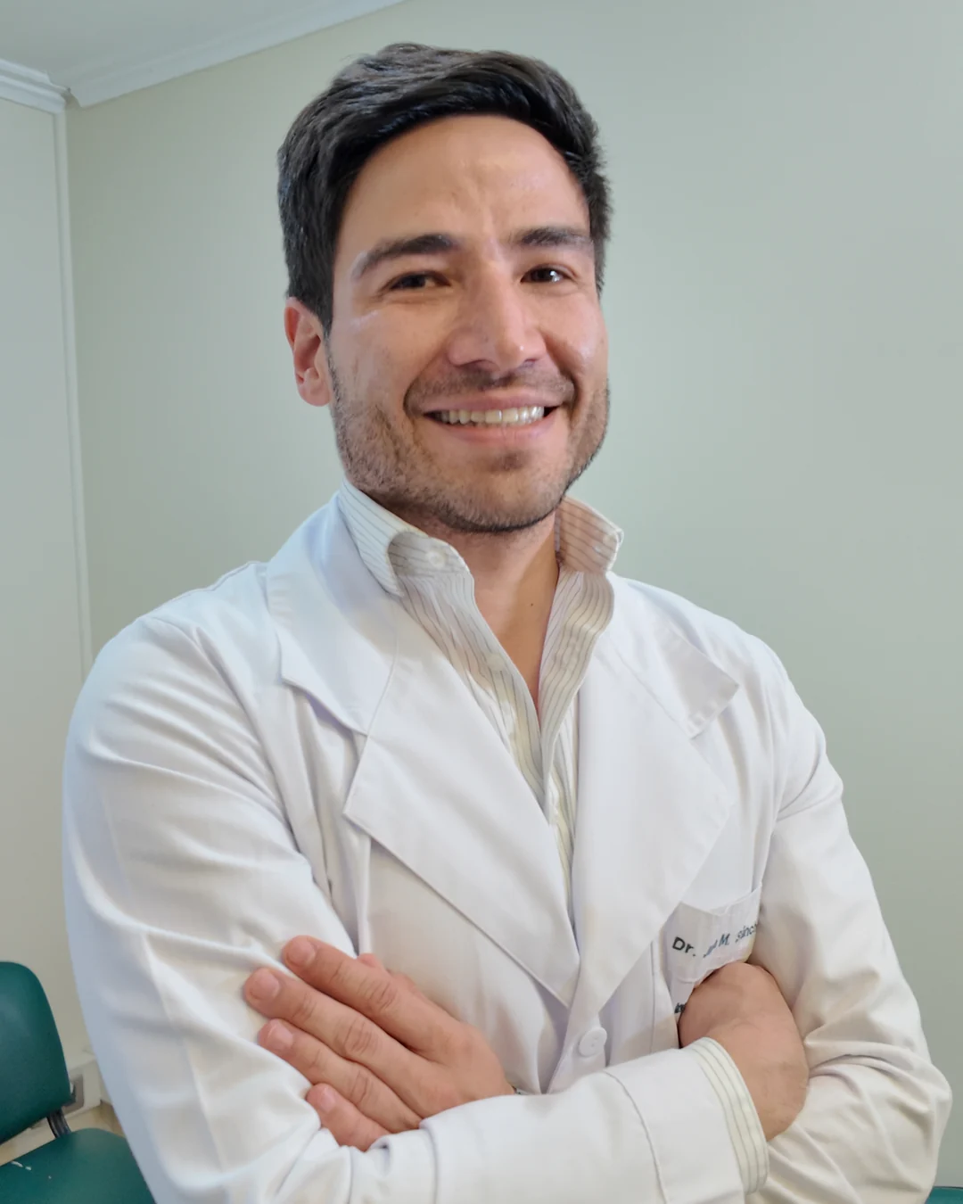 Retrato de Dr. Juan Sánchez Borquez, oftalmólogo del Instituto de la Visión